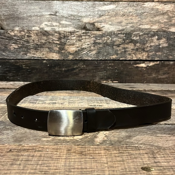 Accessories - 💰BOGO FREE Vintage Leather Belt With Metal Buckle